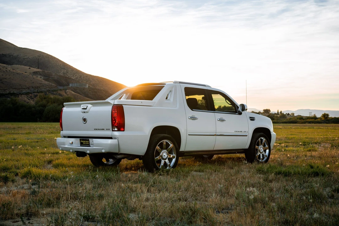 2008 Cadillac Escalade & EXT 3rd Gen - Image 9 of 31
