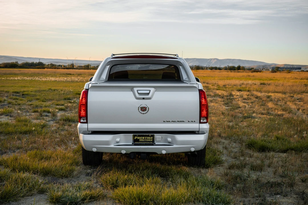 2008 Cadillac Escalade & EXT 3rd Gen - Image 10 of 31