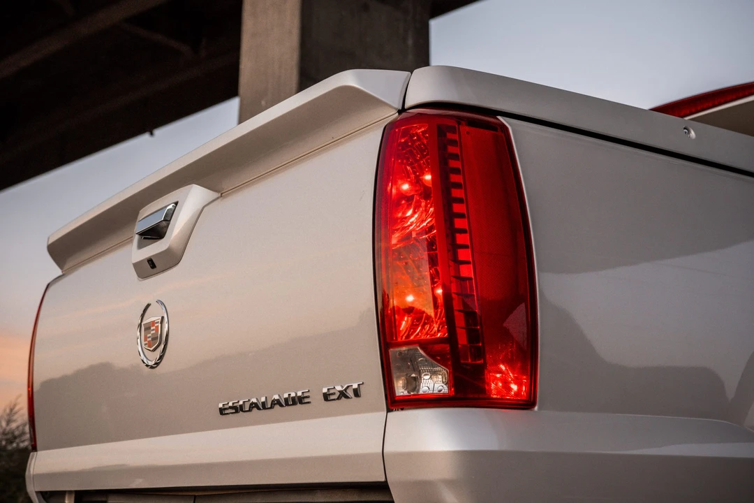 2008 Cadillac Escalade & EXT 3rd Gen - Image 20 of 31