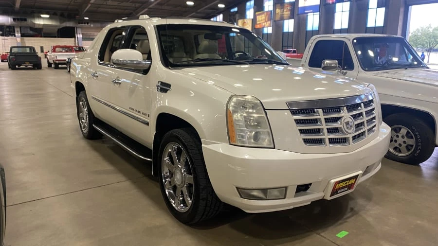 2008 Cadillac Escalade & EXT 3rd Gen - Image 2 of 4