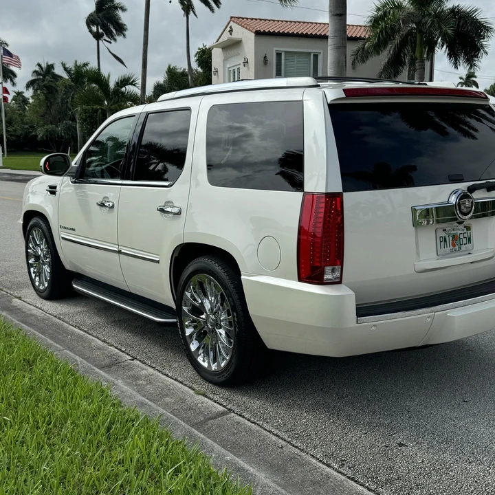 2008 Cadillac Escalade & EXT 3rd Gen - Image 9 of 12