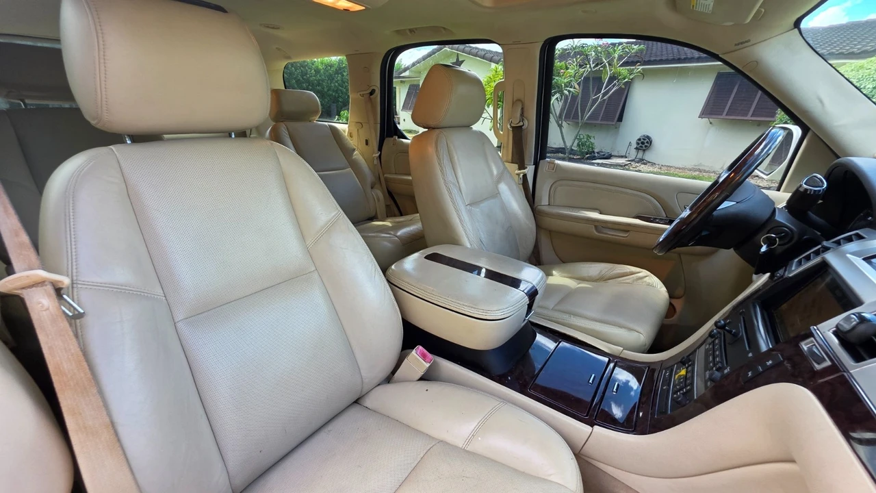 2008 Cadillac Escalade & EXT 3rd Gen - Image 11 of 21