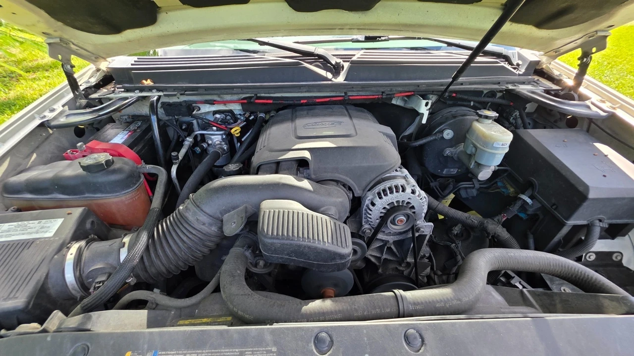 2008 Cadillac Escalade & EXT 3rd Gen - Image 20 of 21