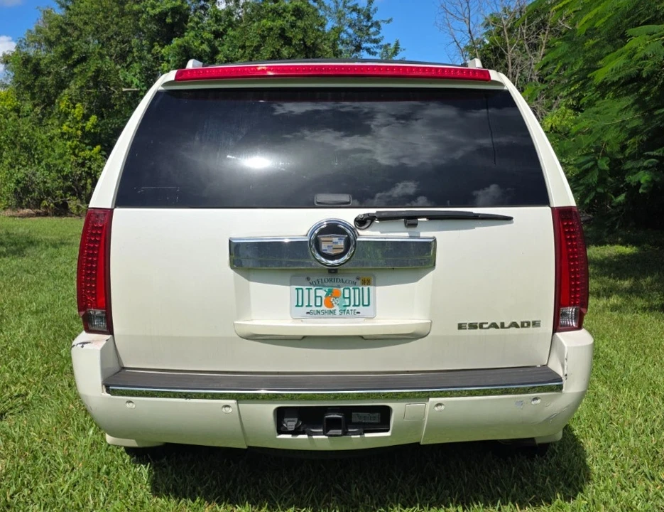 2008 Cadillac Escalade & EXT 3rd Gen - Image 4 of 21