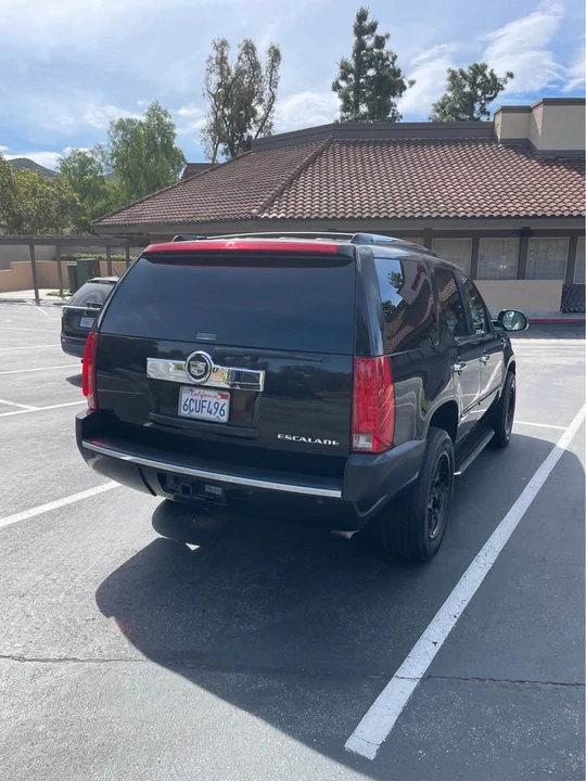 2008 Cadillac Escalade & EXT 3rd Gen - Image 5 of 10