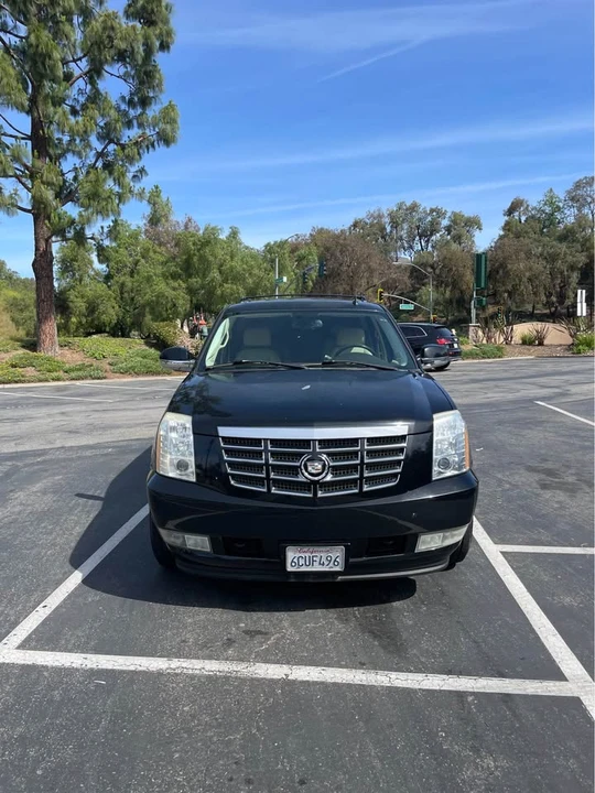 2008 Cadillac Escalade & EXT 3rd Gen - Image 2 of 10