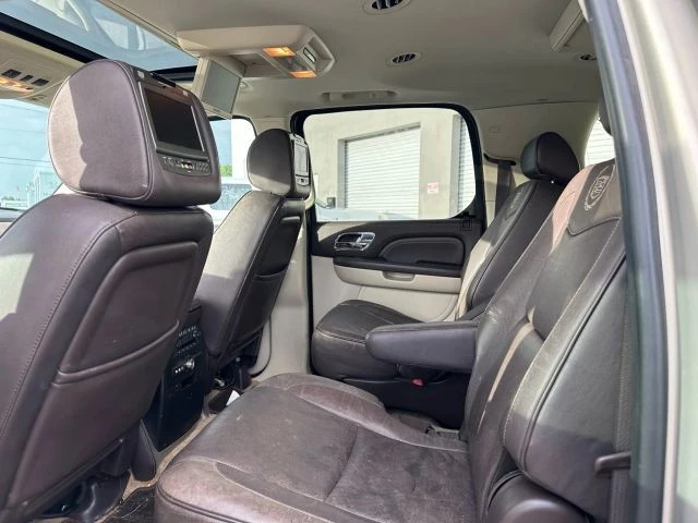 2008 Cadillac Escalade & EXT 3rd Gen - Image 8 of 12