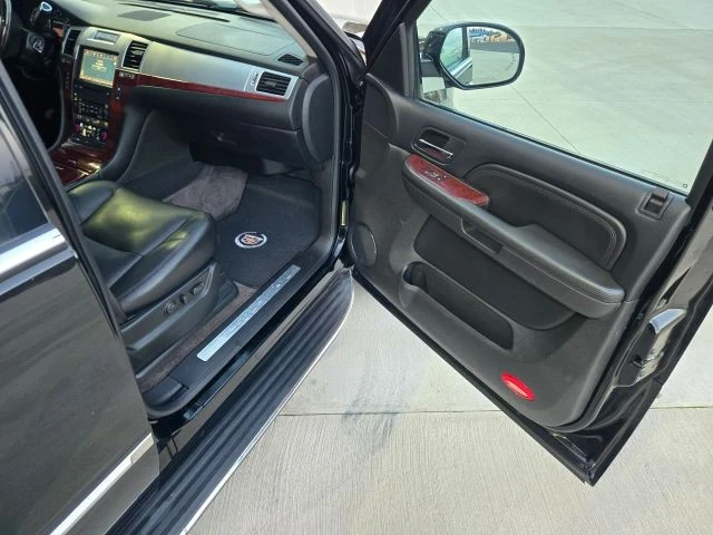 2008 Cadillac Escalade & EXT 3rd Gen - Image 18 of 21