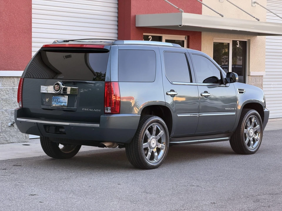 2008 Cadillac Escalade & EXT 3rd Gen - Image 12 of 31