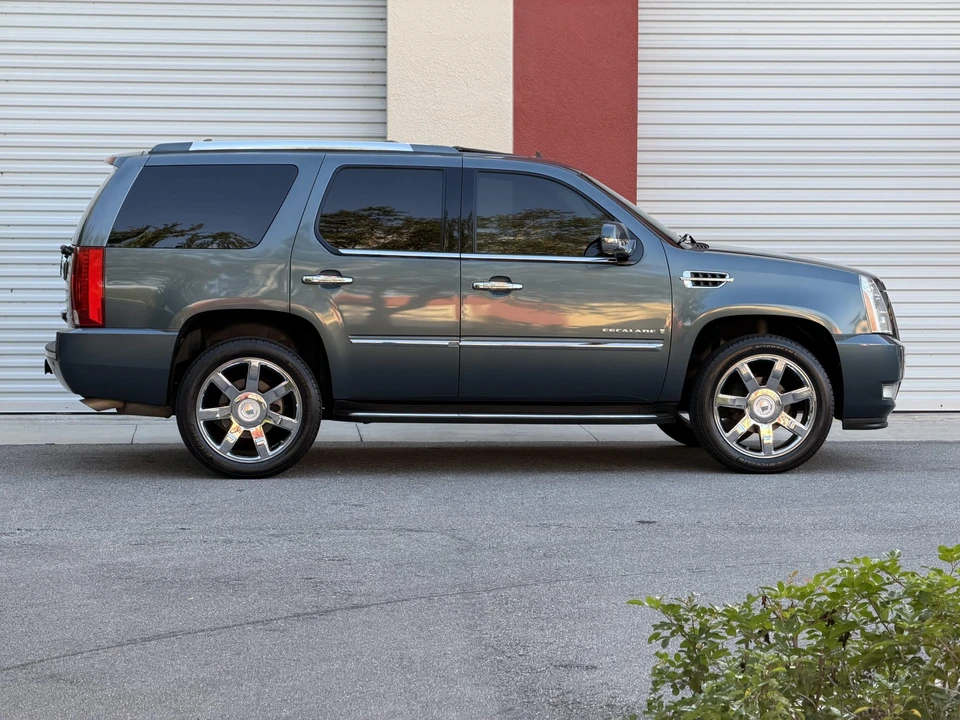 2008 Cadillac Escalade & EXT 3rd Gen - Image 16 of 31