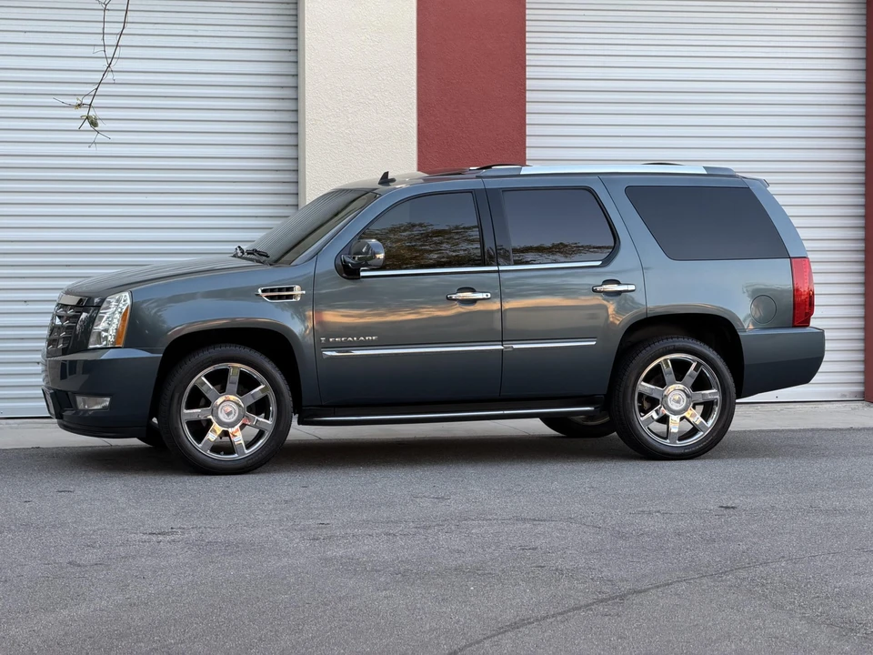 2008 Cadillac Escalade & EXT 3rd Gen - Image 5 of 31