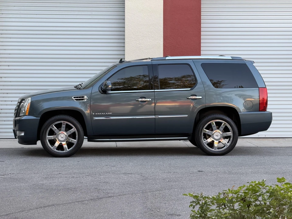 2008 Cadillac Escalade & EXT 3rd Gen - Image 7 of 31