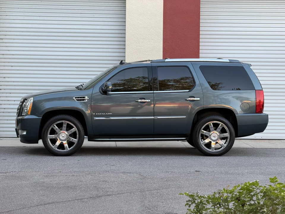 2008 Cadillac Escalade & EXT 3rd Gen - Image 6 of 31