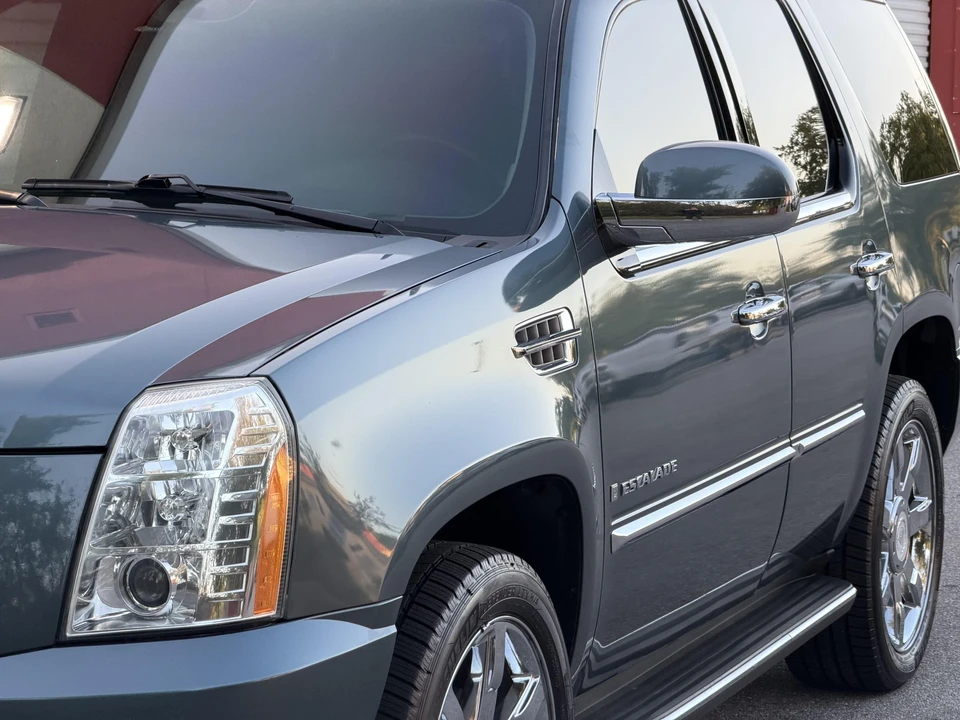 2008 Cadillac Escalade & EXT 3rd Gen - Image 31 of 31