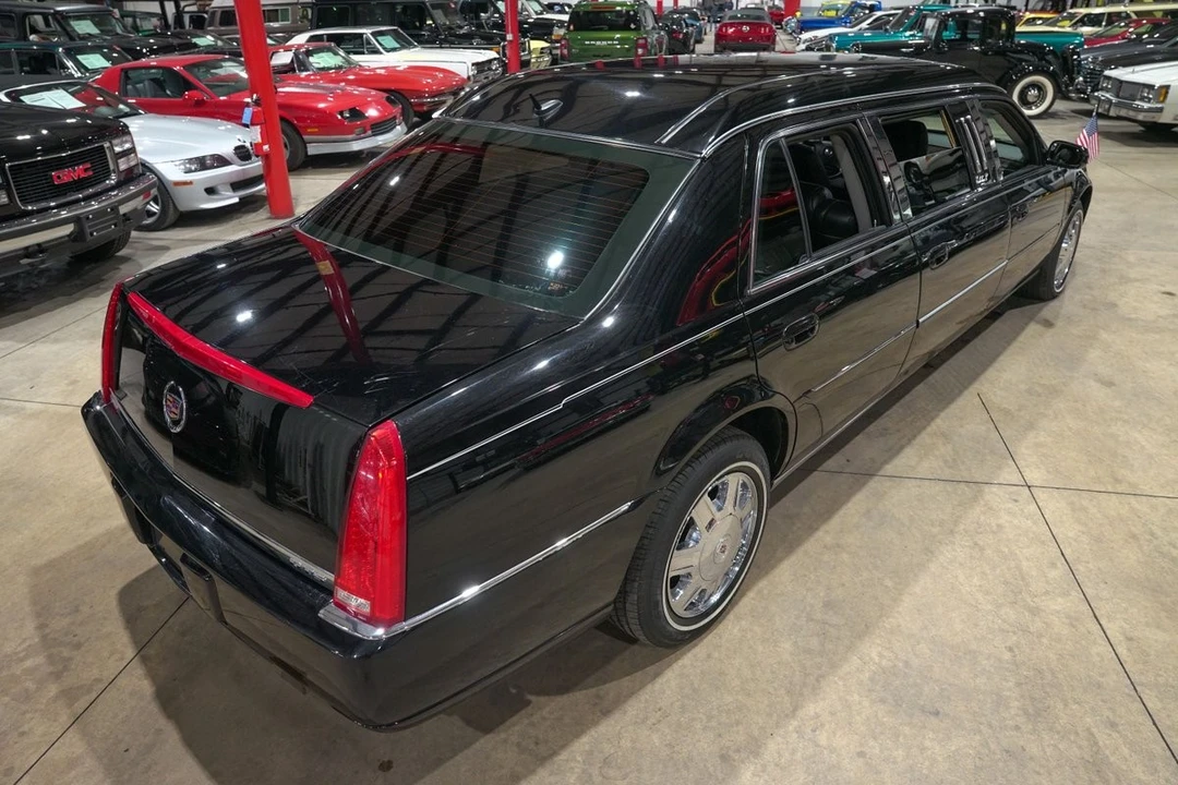 2008 Cadillac DTS - Image 17 of 21