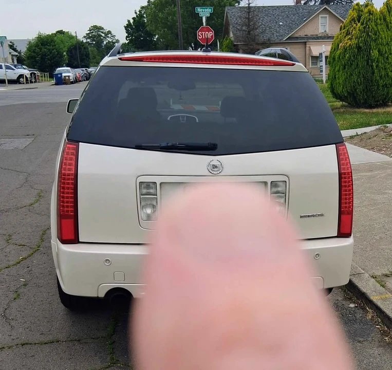 2008 Cadillac SRX - Image 4 of 5