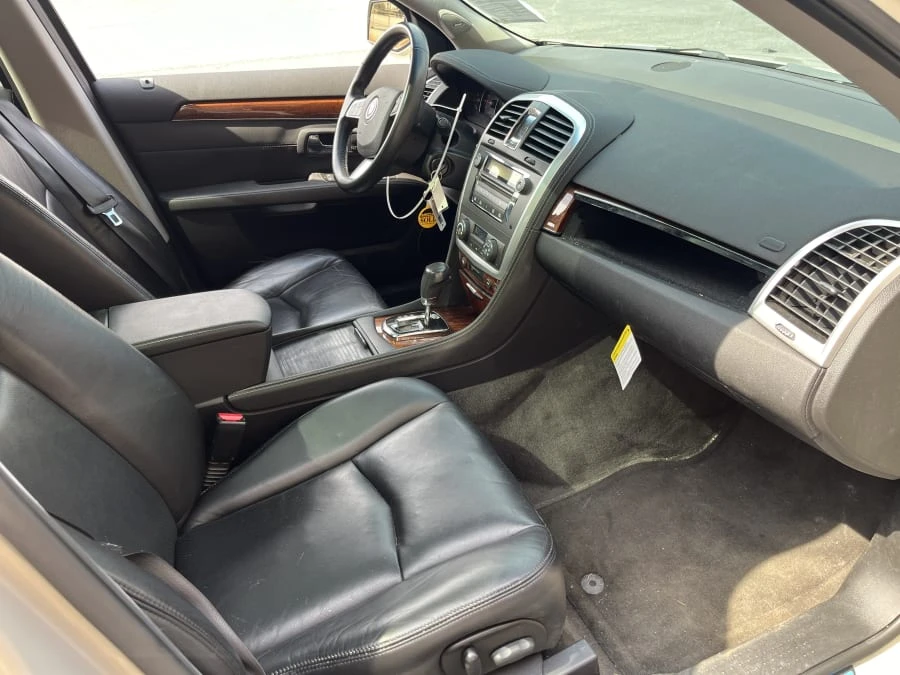 2008 Cadillac SRX - Image 6 of 7