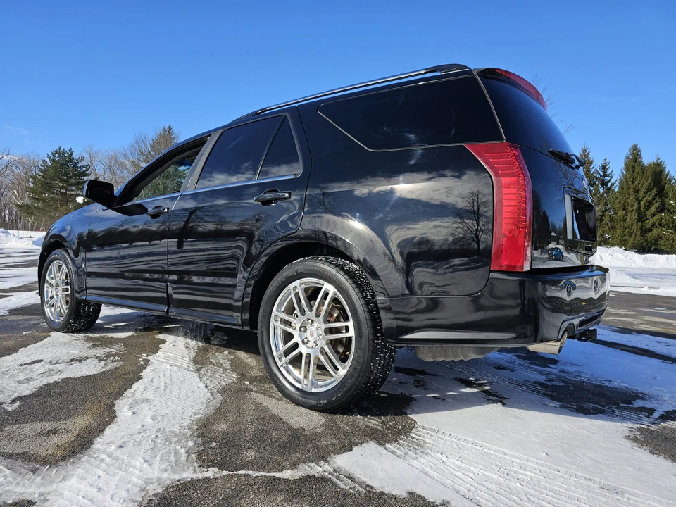 2008 Cadillac SRX - Image 27 of 31