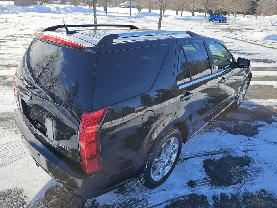 2008 Cadillac SRX - Image 16 of 31