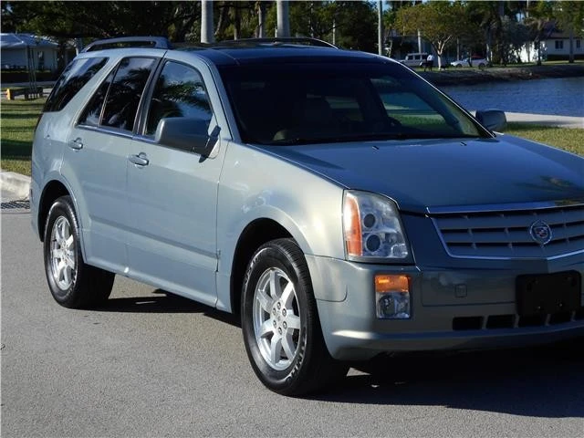 2008 Cadillac SRX - Image 3 of 12