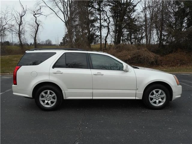 2008 Cadillac SRX - Image 2 of 12