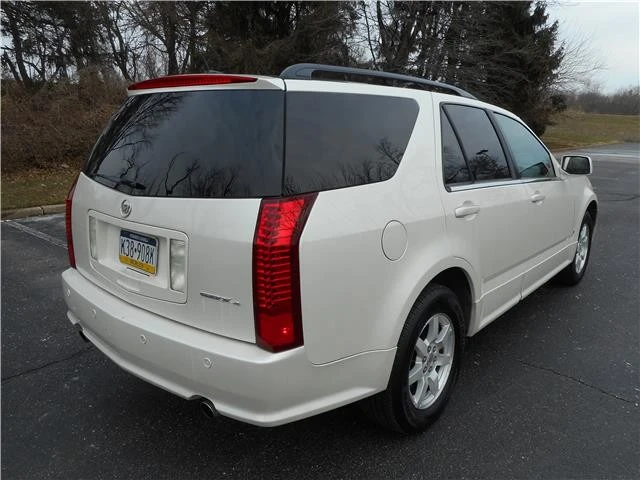 2008 Cadillac SRX - Image 3 of 12