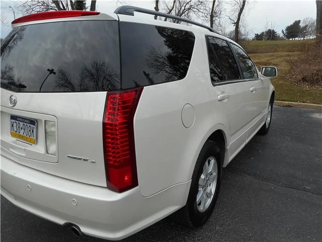 2008 Cadillac SRX - Image 4 of 12