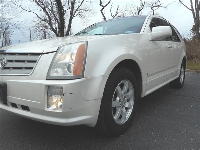 2008 Cadillac SRX - Image 10 of 12