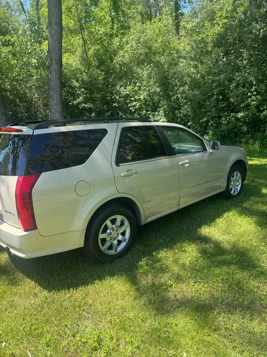 2008 Cadillac SRX - Image 9 of 14