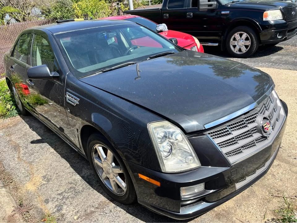 2008 Cadillac STS - Image 2 of 5