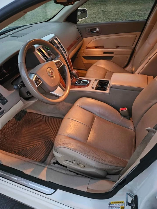 2008 Cadillac STS - Image 7 of 8