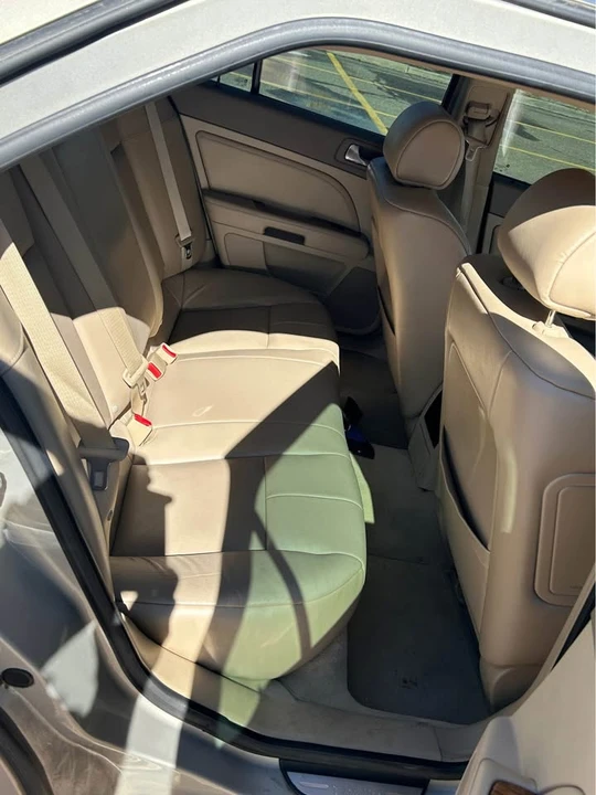 2008 Cadillac STS - Image 9 of 10