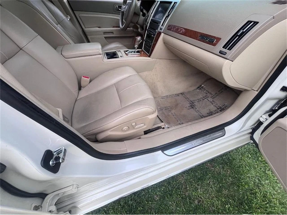 2008 Cadillac STS - Image 20 of 27