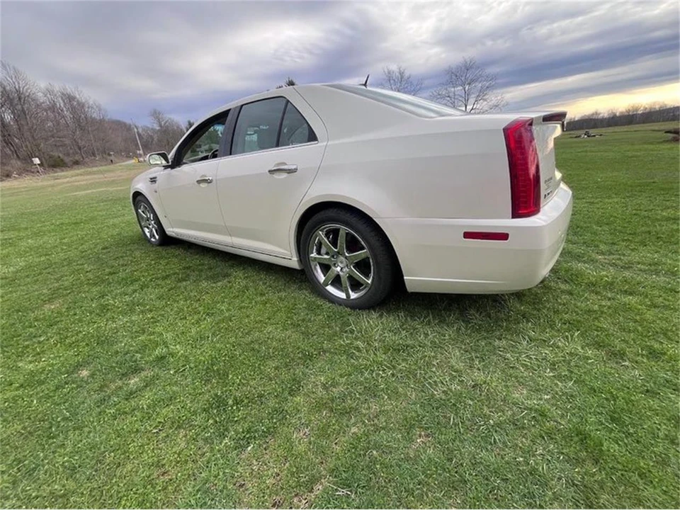 2008 Cadillac STS - Image 3 of 27