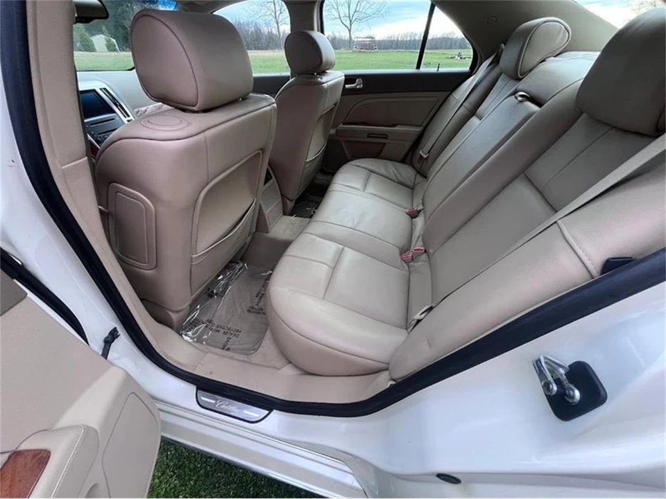 2008 Cadillac STS - Image 16 of 27