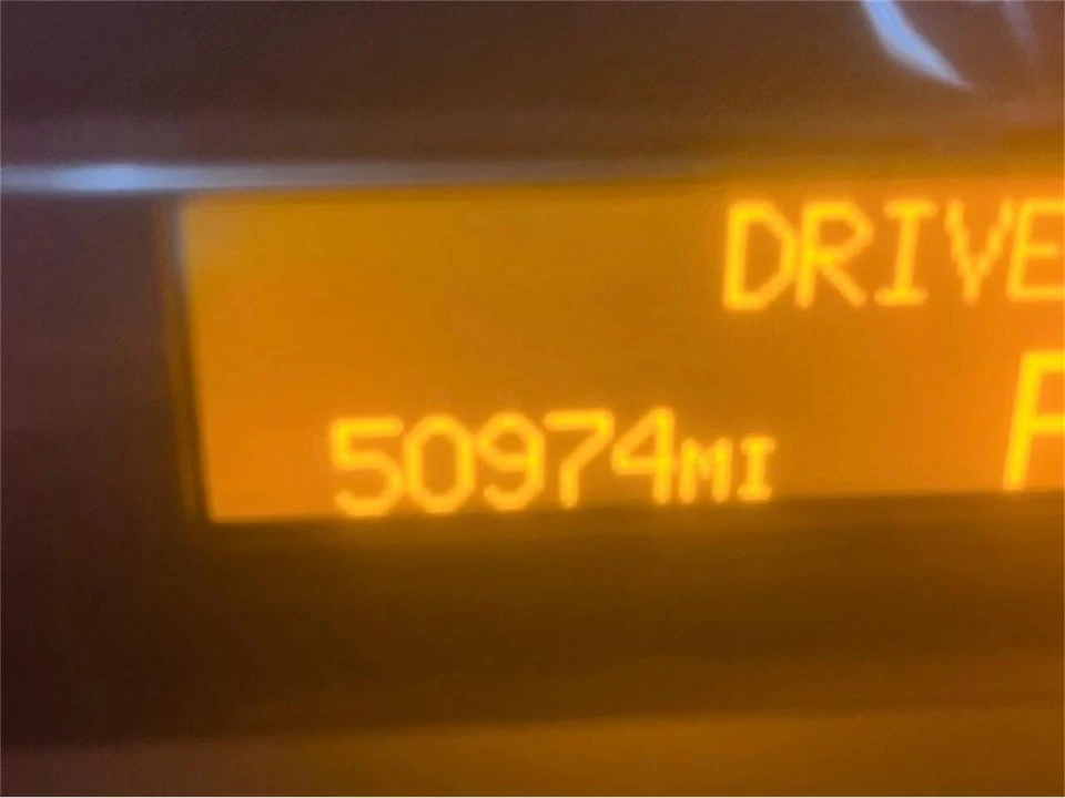 2008 Cadillac STS - Image 24 of 27