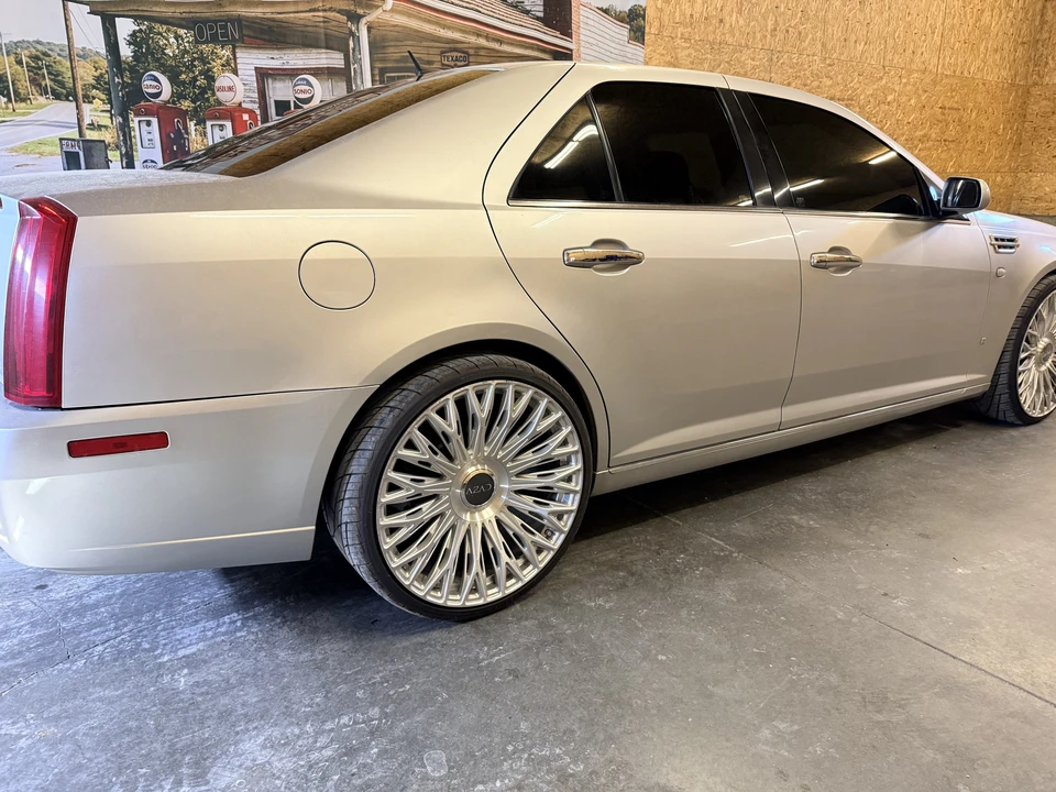2008 Cadillac STS - Image 18 of 31