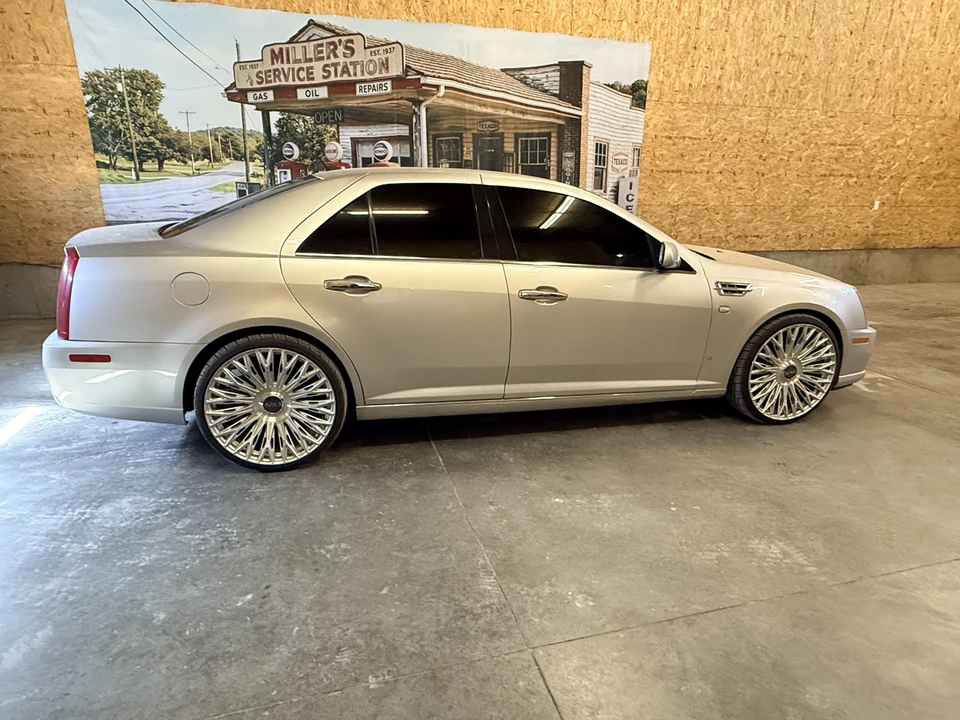 2008 Cadillac STS - Image 11 of 31