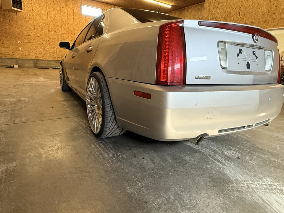 2008 Cadillac STS - Image 21 of 31
