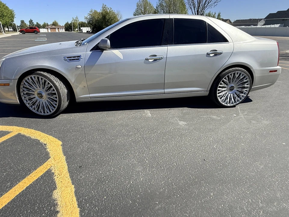 2008 Cadillac STS - Image 8 of 31