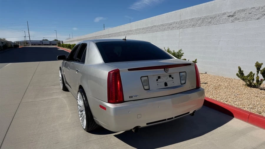 2008 Cadillac STS - Image 7 of 16