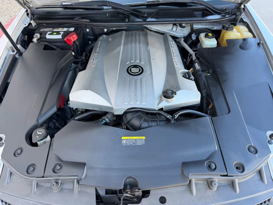 2008 Cadillac STS - Image 15 of 16