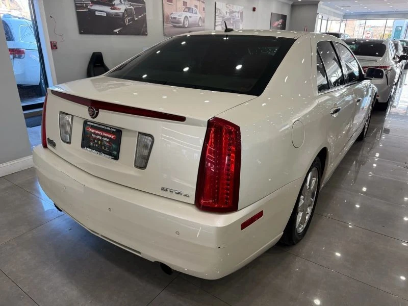2008 Cadillac STS - Image 5 of 12