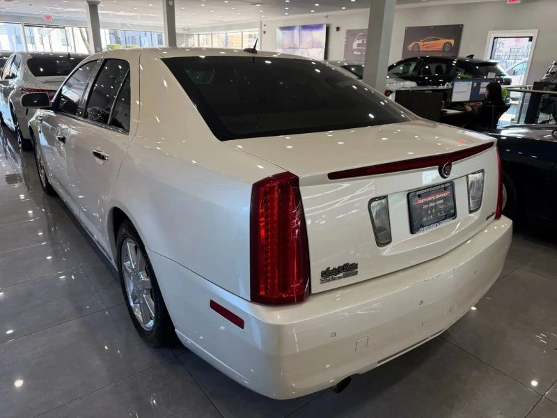 2008 Cadillac STS - Image 3 of 12