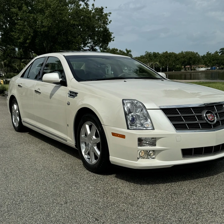 2008 Cadillac STS - Image 3 of 12