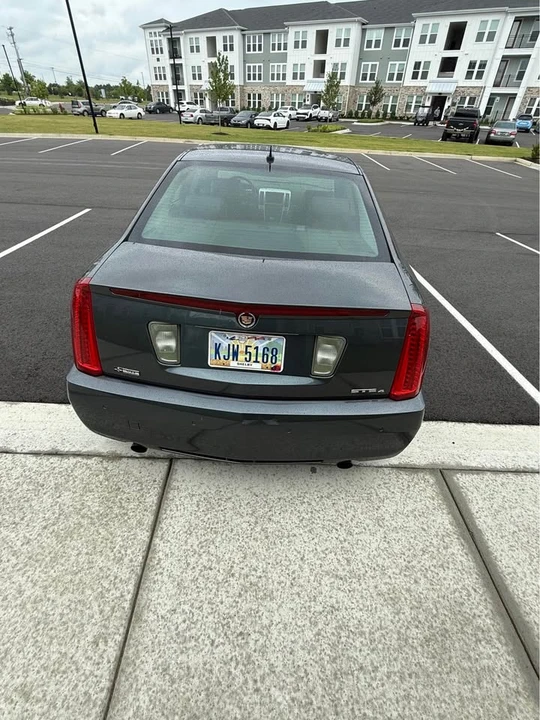 2008 Cadillac STS - Image 4 of 12