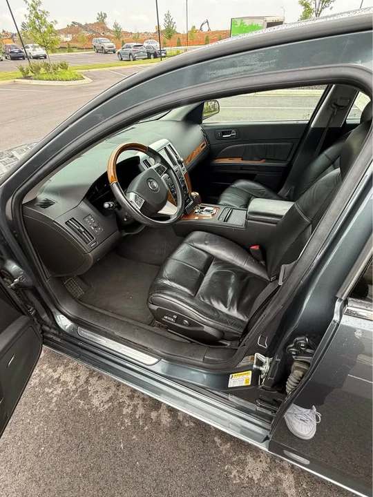 2008 Cadillac STS - Image 8 of 12