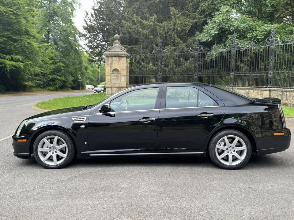 2008 Cadillac STS - Image 5 of 30
