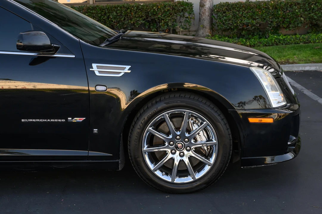 2008 Cadillac STS-V - Image 23 of 31