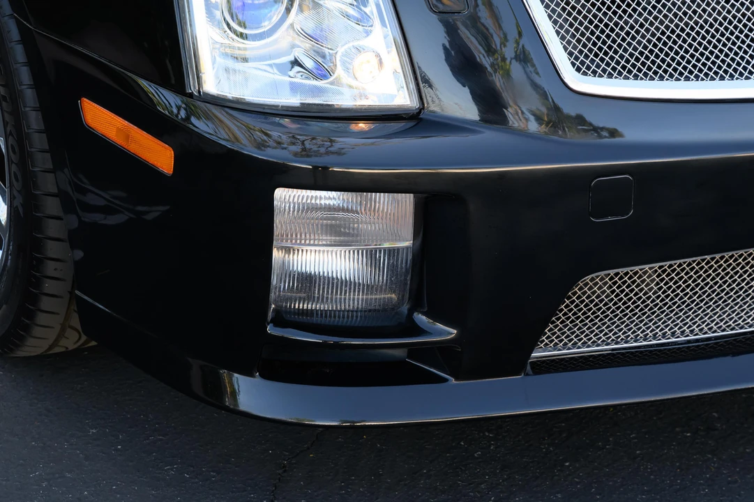 2008 Cadillac STS-V - Image 28 of 31